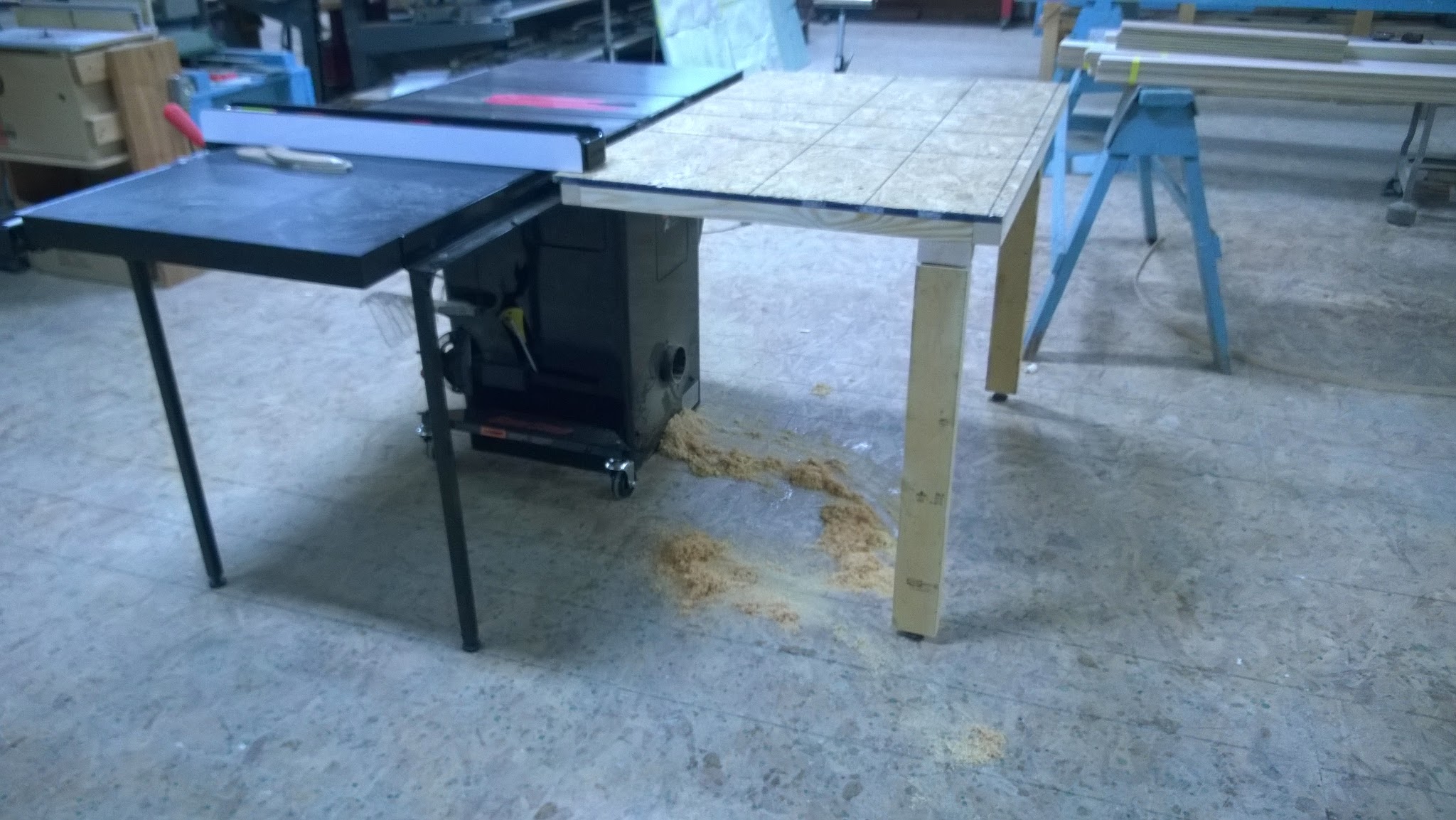 Free 37 Sawstop Outfeed Table Diy